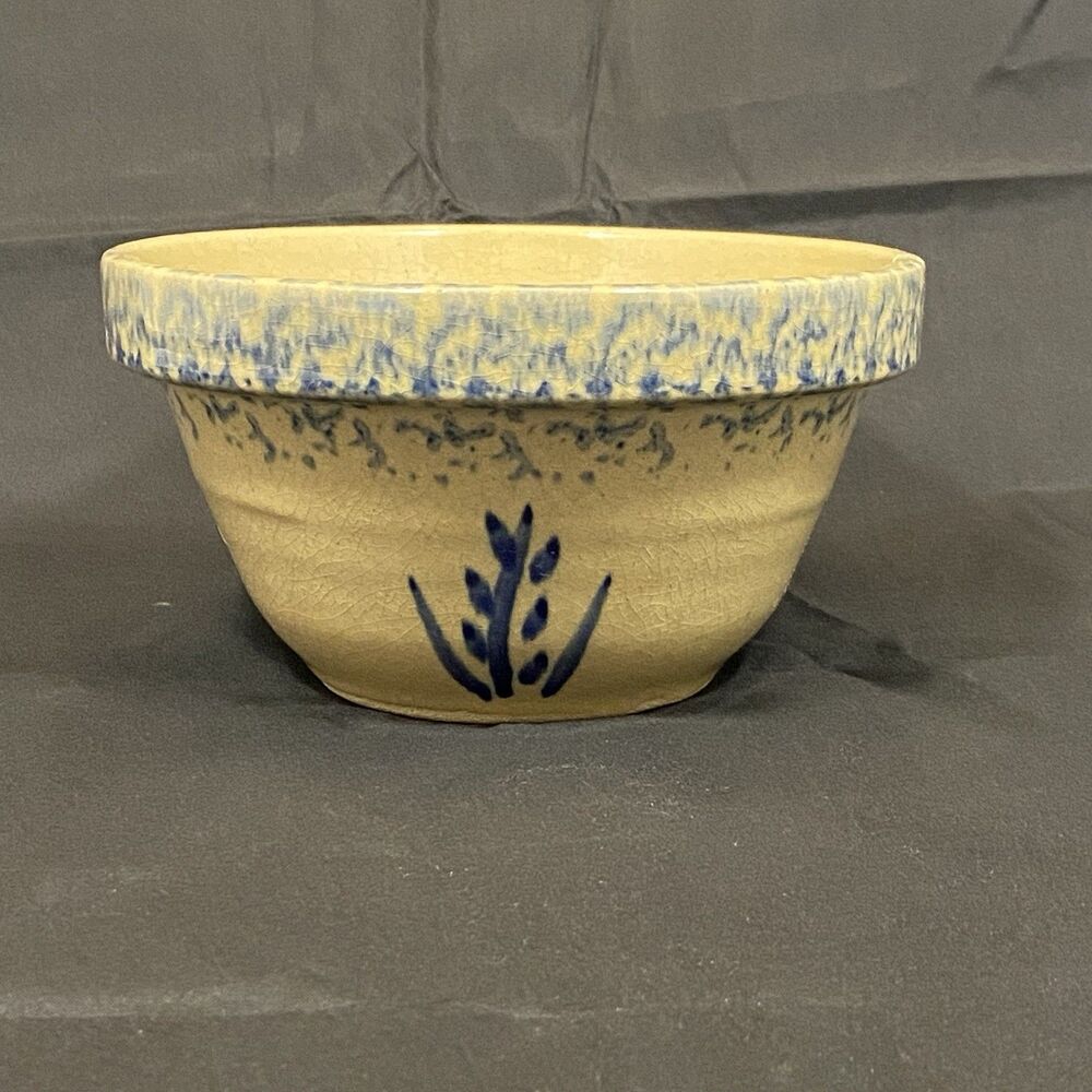 vintage robinson ransbottom mixing bowl RRP Co. blue spongeware rim blue wheat